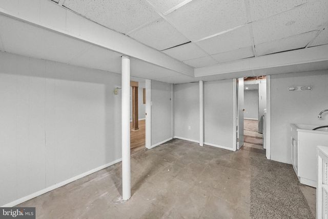 71 HARDWICK DR, Ewing, NJ 08638