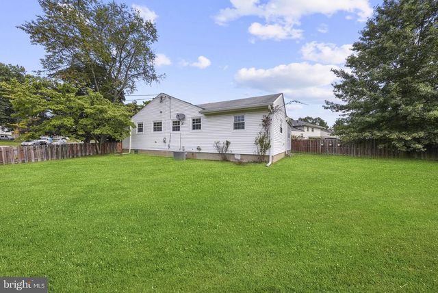 71 HARDWICK DR, Ewing, NJ 08638