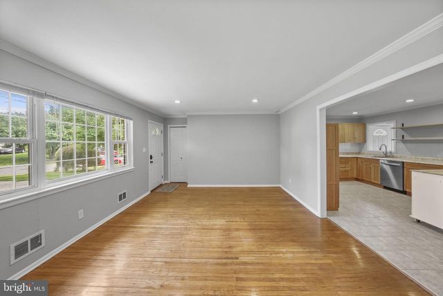 71 HARDWICK DR, Ewing, NJ 08638