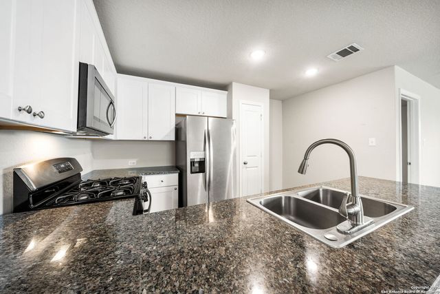 13735 BRADFORD PARK, San Antonio, TX 78253