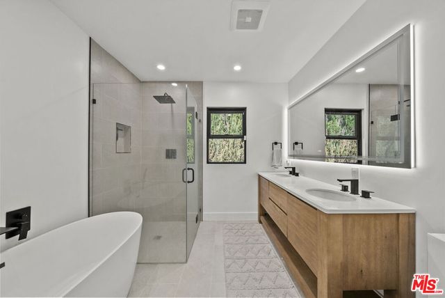 15431 Milbank Street, Encino, CA 91436
