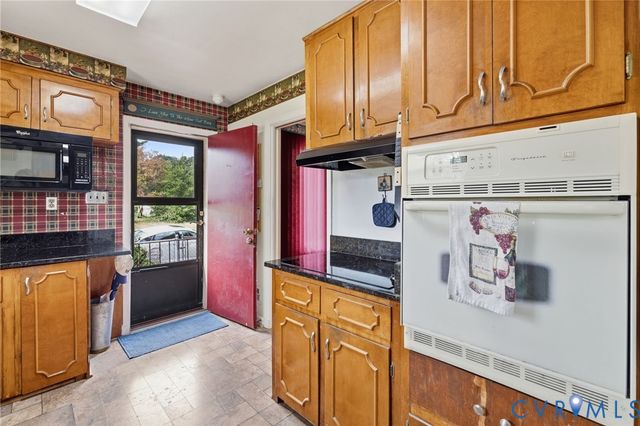 1100 Lake Ave, Richmond, VA 23226