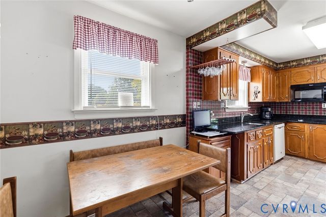 1100 Lake Ave, Richmond, VA 23226