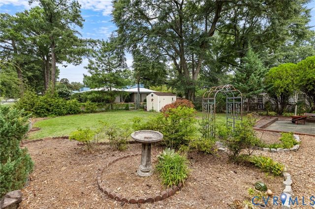 1100 Lake Ave, Richmond, VA 23226