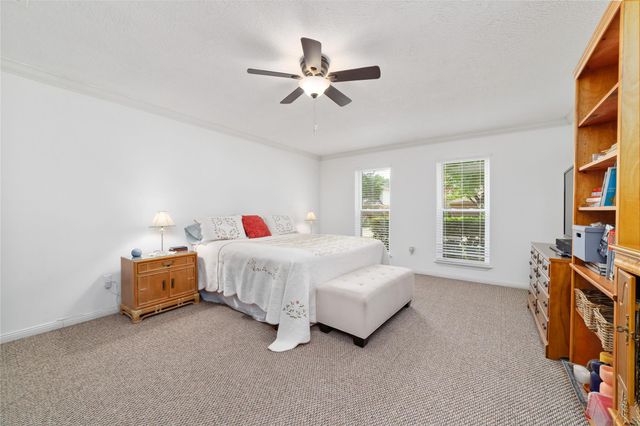 12511 Meadow Lake Drive, Houston, TX 77077