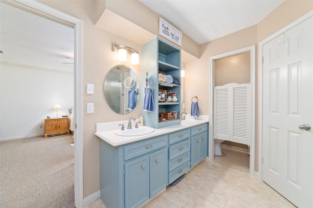 12511 Meadow Lake Drive, Houston, TX 77077