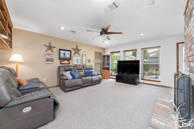 12511 Meadow Lake Drive, Houston, TX 77077