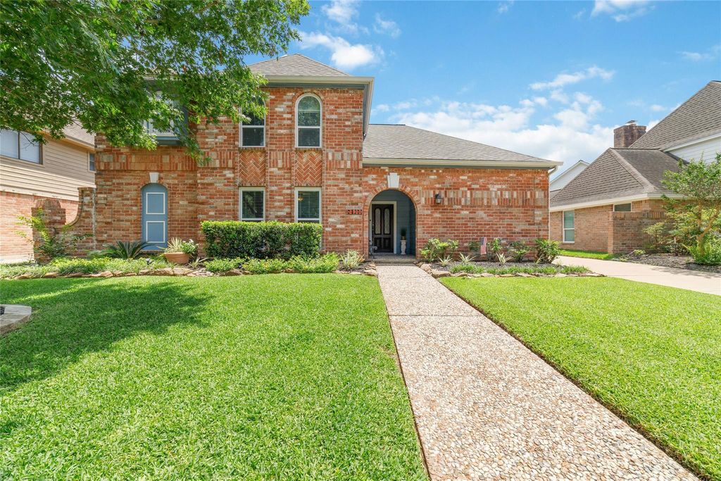 12511 Meadow Lake Drive, Houston, TX 77077