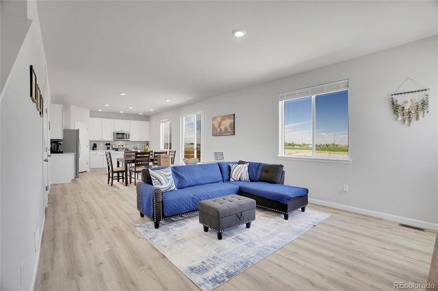 5901 Sunrise Place, Mead, CO 80504