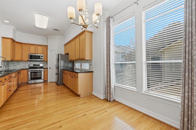 5515 Crooms Street, Houston, TX 77007