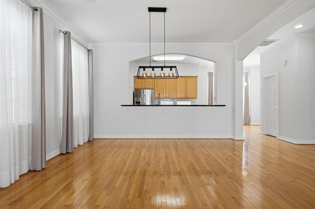 5515 Crooms Street, Houston, TX 77007