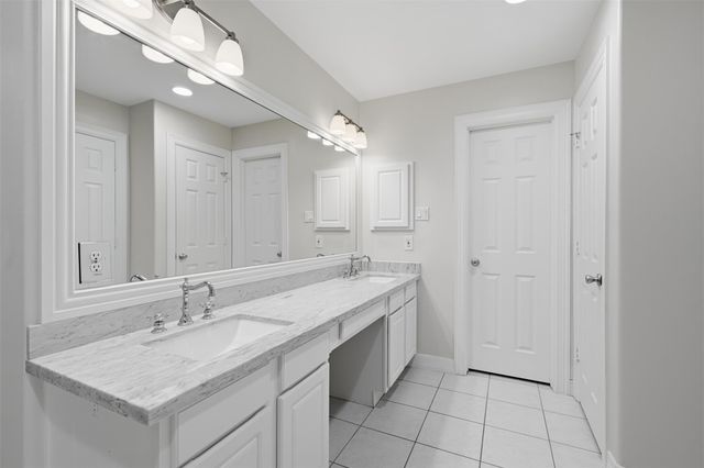 5515 Crooms Street, Houston, TX 77007