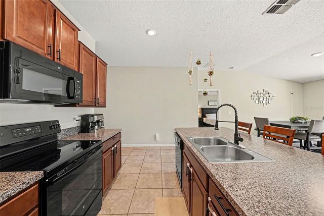 10128 CRESTED FRINGE DRIVE, Riverview, FL 33578