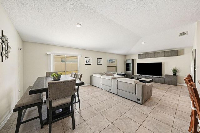 10128 CRESTED FRINGE DRIVE, Riverview, FL 33578