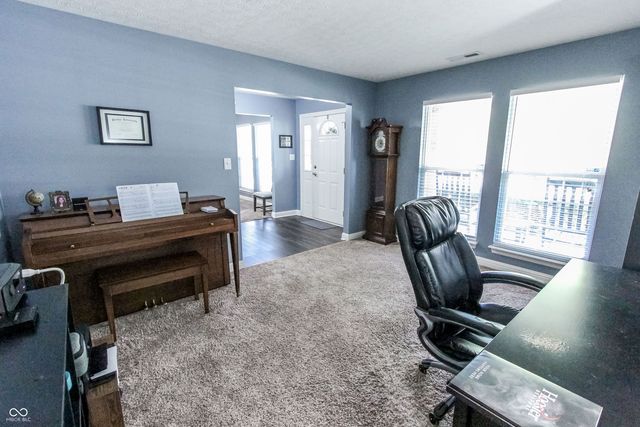 8005 Stoney Bend Court, Indianapolis, IN 46259