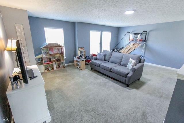 8005 Stoney Bend Court, Indianapolis, IN 46259