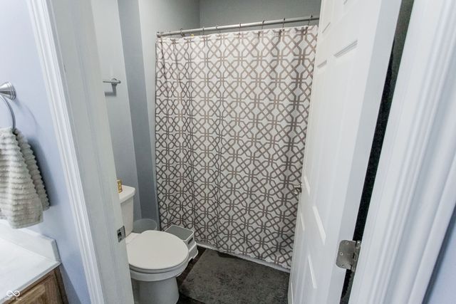 8005 Stoney Bend Court, Indianapolis, IN 46259
