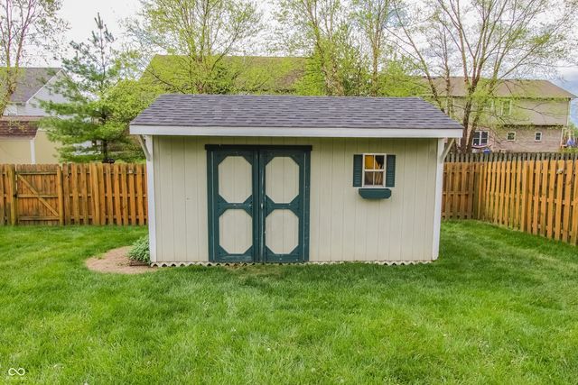 8005 Stoney Bend Court, Indianapolis, IN 46259