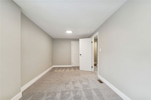 146 Michigan Ave, Lower Burrell, PA 15068