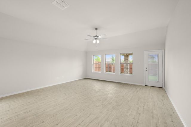 328 Dairy Way, Midlothian, TX 76065