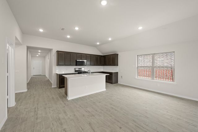 328 Dairy Way, Midlothian, TX 76065