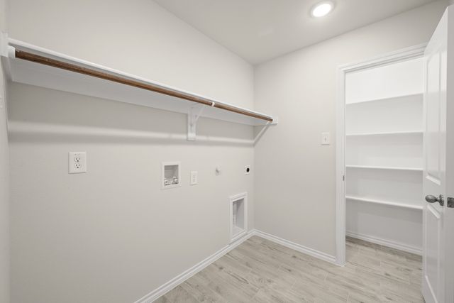 328 Dairy Way, Midlothian, TX 76065
