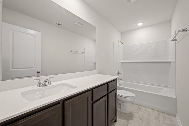 328 Dairy Way, Midlothian, TX 76065