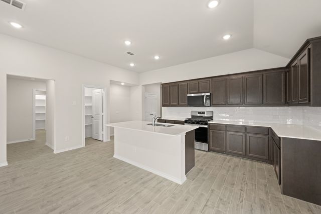 328 Dairy Way, Midlothian, TX 76065