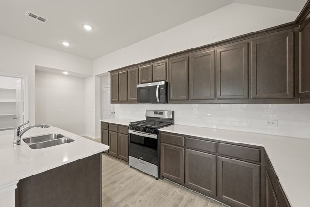 328 Dairy Way, Midlothian, TX 76065