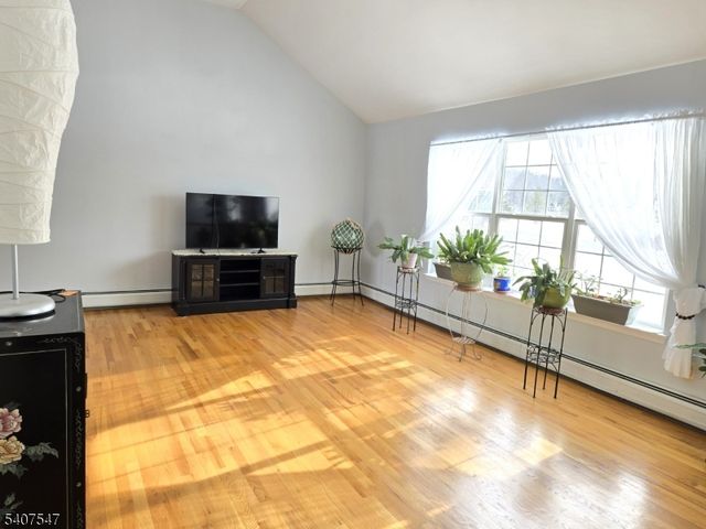 63 Halsey Rd, Hampton Twp., NJ 07860