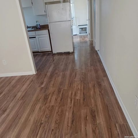 1701 DAWSON ST, San Antonio, TX 78202