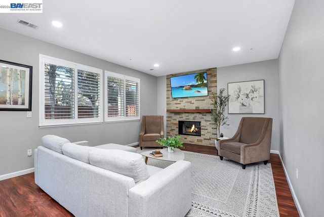244 Laird Pl, Brentwood, CA 94513