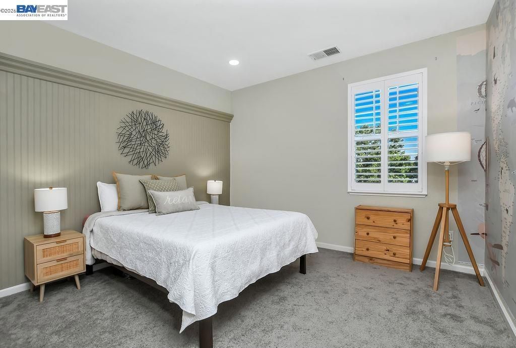 Image 23 of property listing at 244 Laird Pl, Brentwood, CA 94513