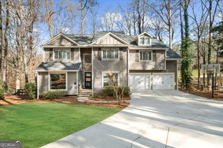 10155 Cresent Hill Lane, Roswell, GA 30076