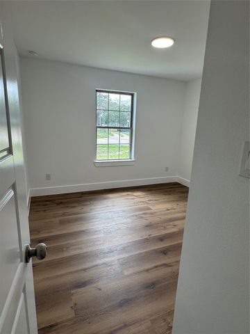 13194 Lake Conroe Bay Road, Willis, TX 77318