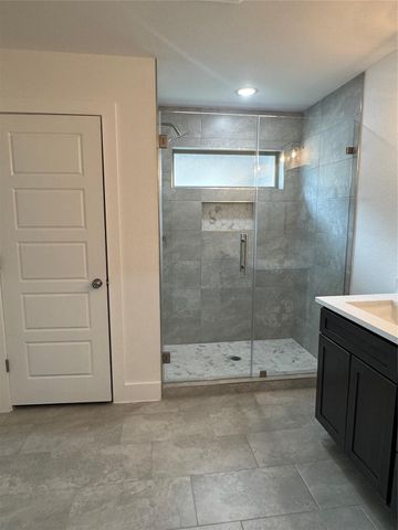 13194 Lake Conroe Bay Road, Willis, TX 77318