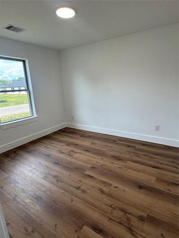 13194 Lake Conroe Bay Road, Willis, TX 77318