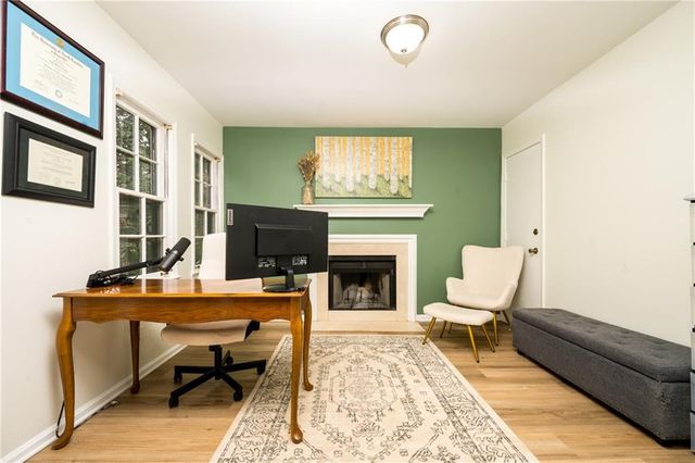 127 Lablanc Way NW, Atlanta, GA 30327