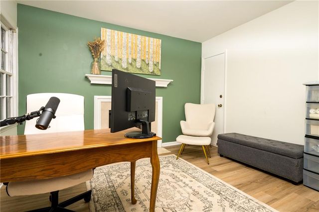 127 Lablanc Way NW, Atlanta, GA 30327