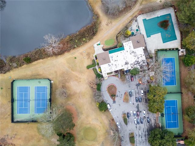 127 Lablanc Way NW, Atlanta, GA 30327