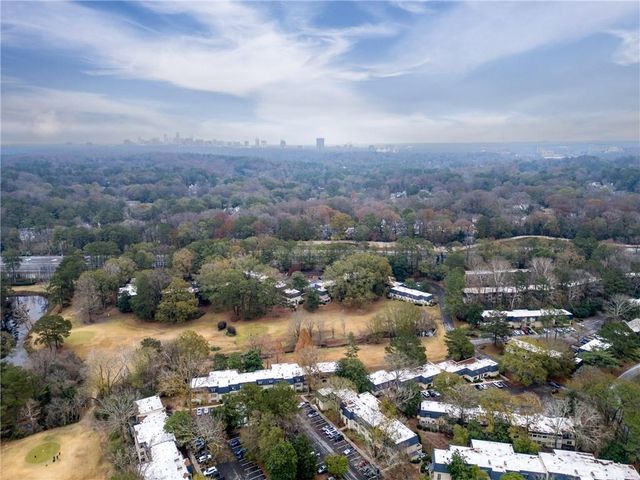 127 Lablanc Way NW, Atlanta, GA 30327