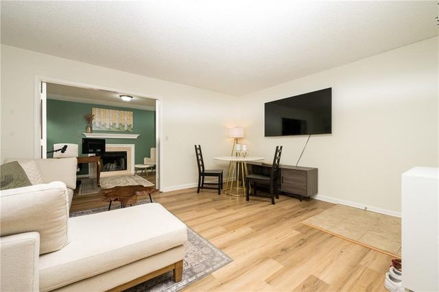127 Lablanc Way NW, Atlanta, GA 30327