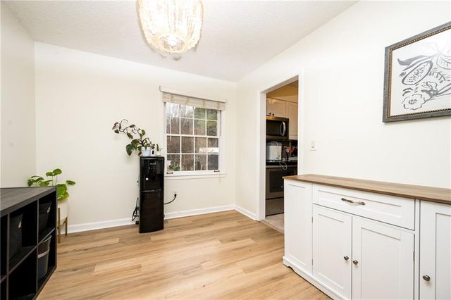 127 Lablanc Way NW, Atlanta, GA 30327