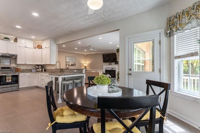 818 Brookside ARCH, Chesapeake, VA 23322