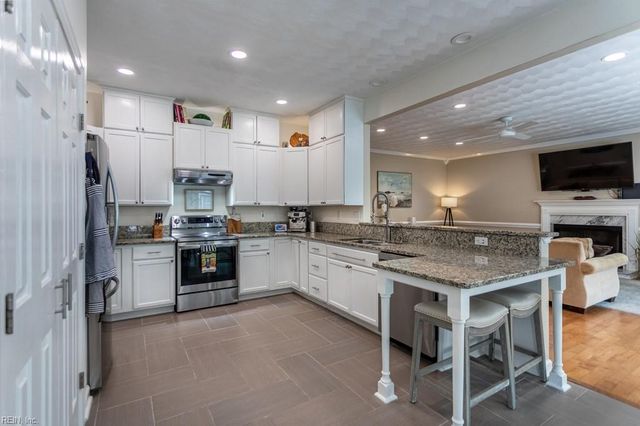 818 Brookside ARCH, Chesapeake, VA 23322