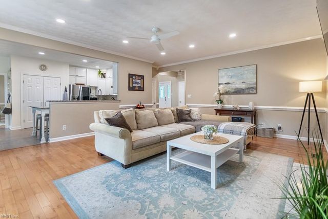 818 Brookside ARCH, Chesapeake, VA 23322