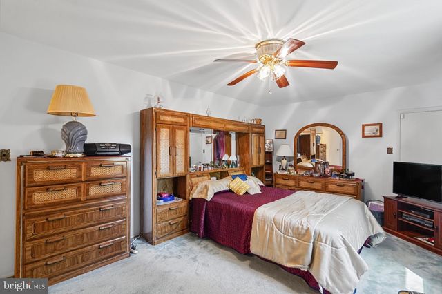 4 PEACHTREE CT, Baltimore, MD 21208