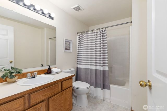 4557 NW Knute Anderson Road, Silverdale, WA 98383