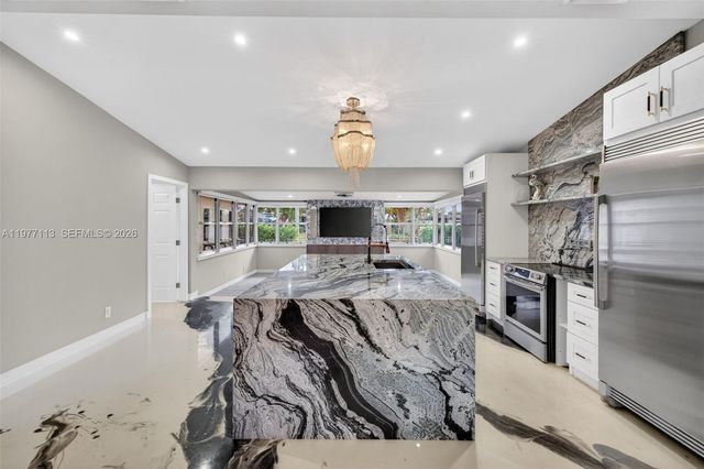 2436 Cat Cay Ln, Fort Lauderdale, FL 33312