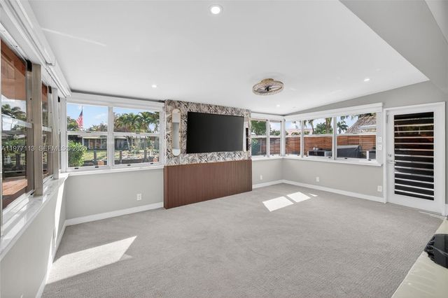 2436 Cat Cay Ln, Fort Lauderdale, FL 33312